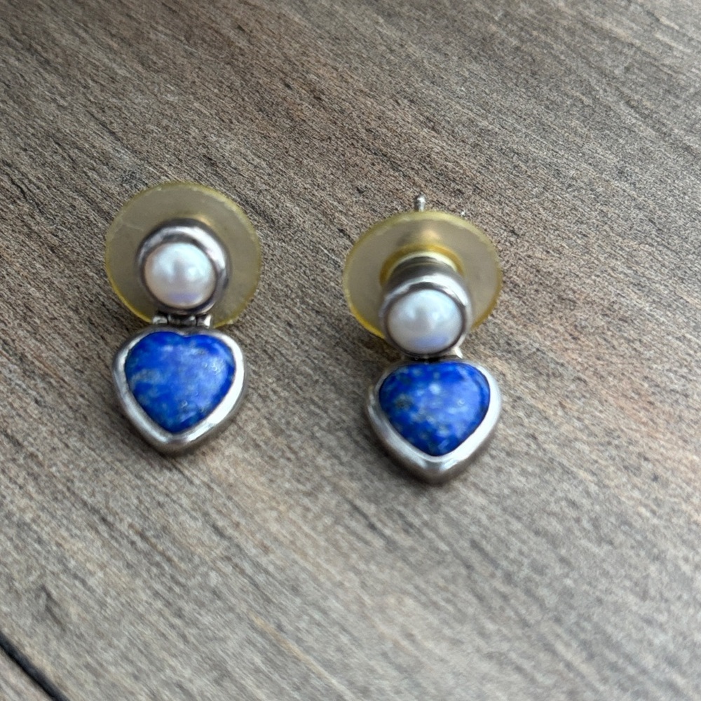 Pearl and lapis heart style earrings